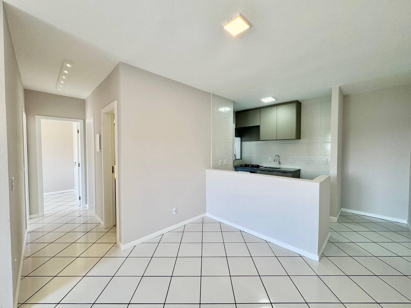 #977 - Apartamento para Venda em Blumenau - SC