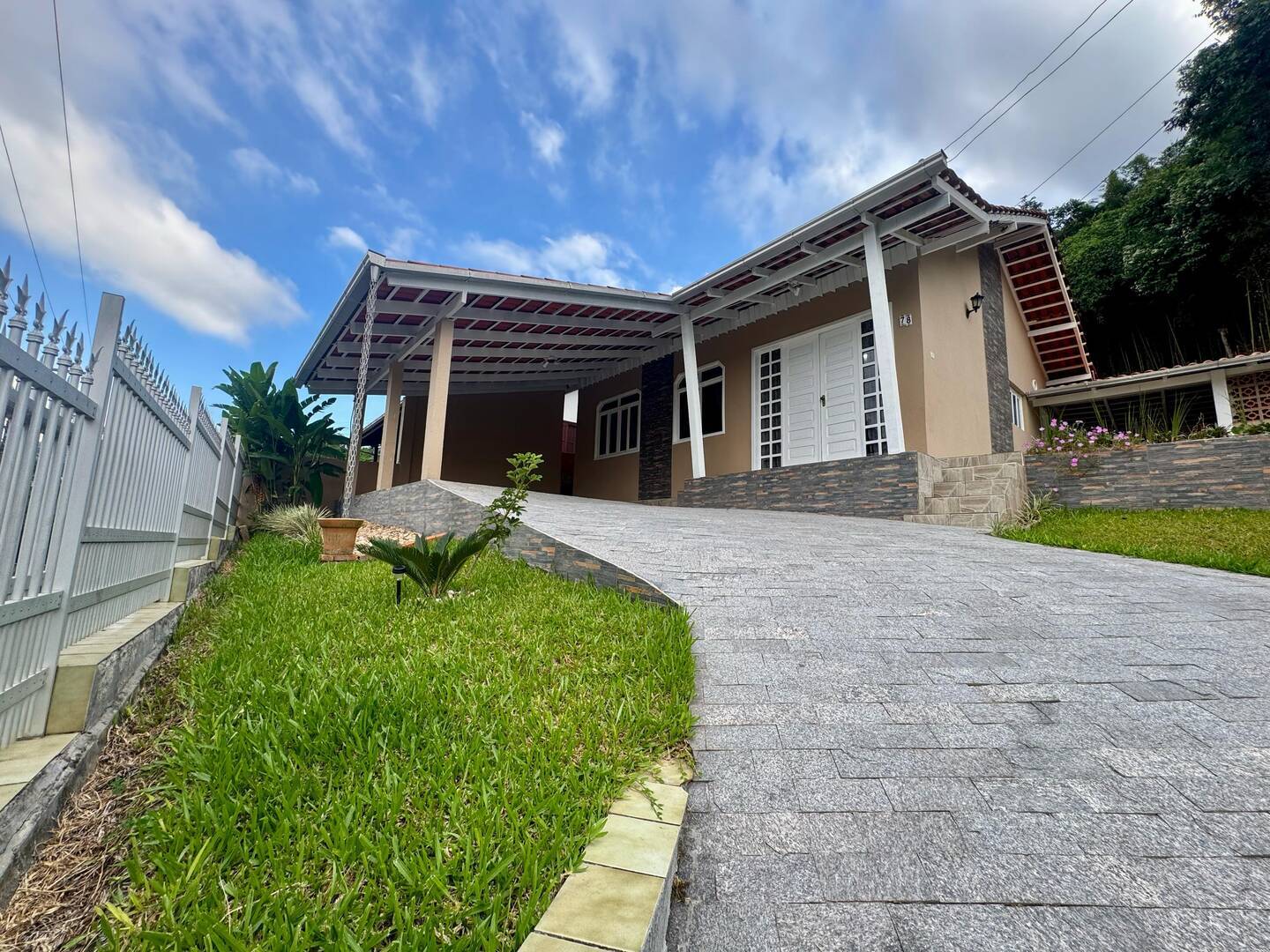 #1012 - Casa para Venda em Blumenau - SC