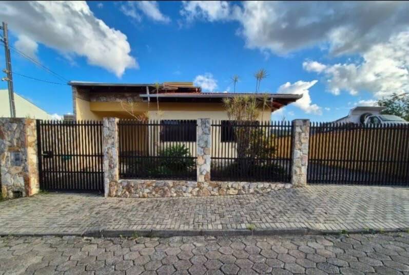 #1028 - Casa para Venda em Blumenau - SC