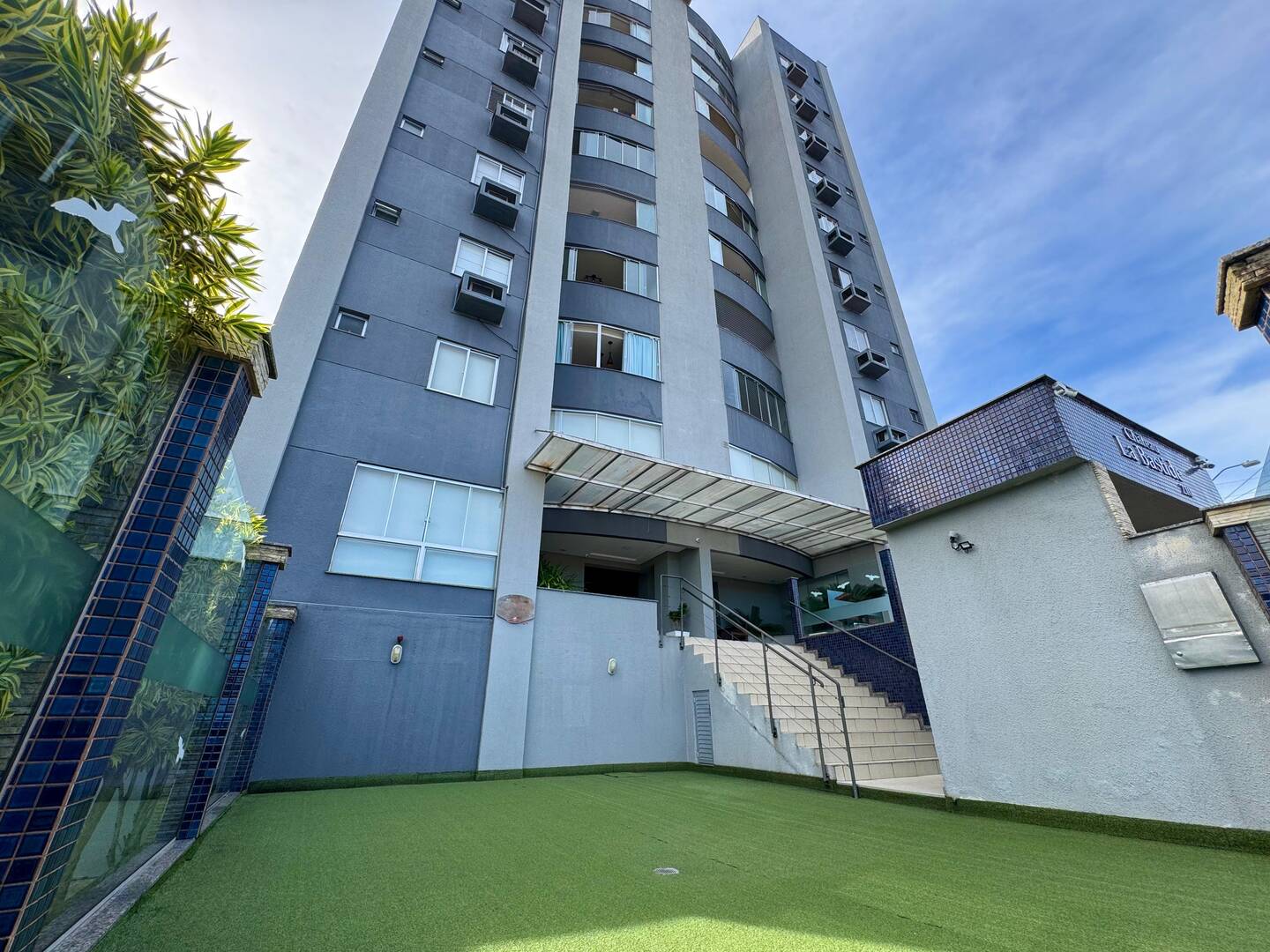 #1058 - Apartamento para Venda em Blumenau - SC