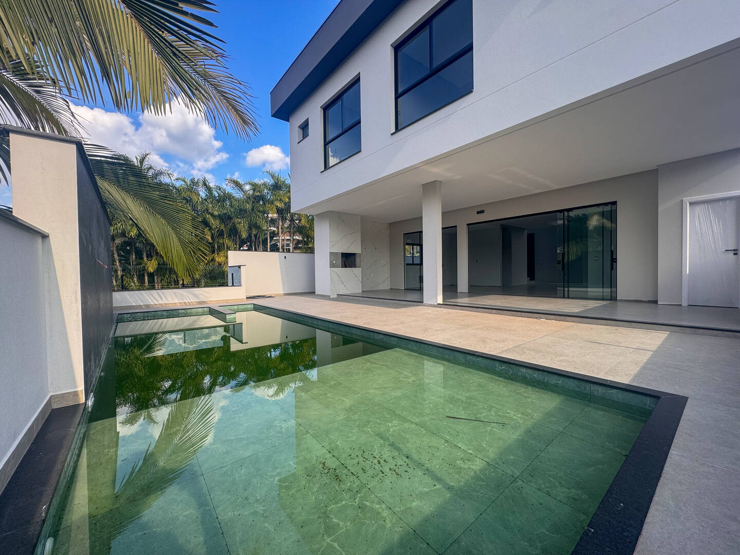 #1087 - Casa em condomínio para Venda em Blumenau - SC