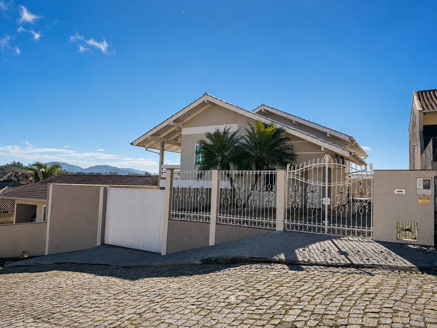 #1330 - Casa para Venda em Blumenau - SC