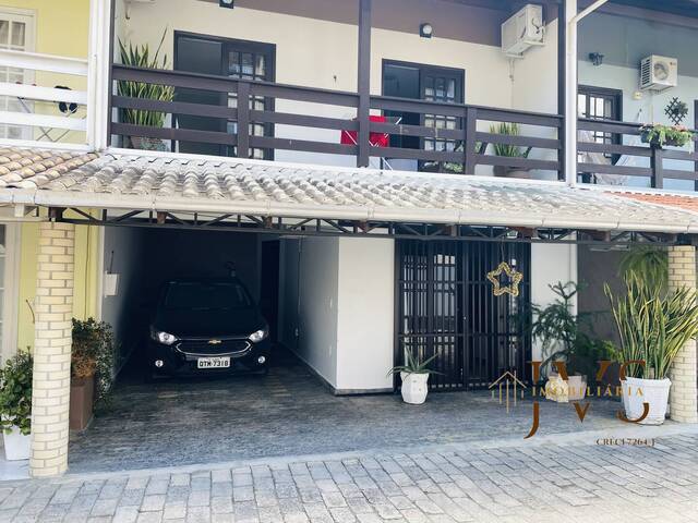 #998 - Casa para Venda em Blumenau - SC - 1