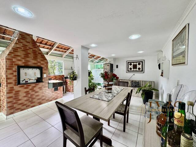 #1047 - Casa para Venda em Blumenau - SC - 1