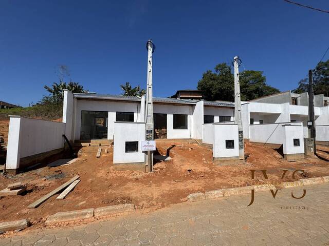 #1067 - Casa para Venda em Blumenau - SC - 2