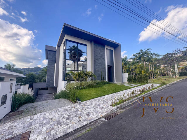 #1087 - Casa em condomínio para Venda em Blumenau - SC