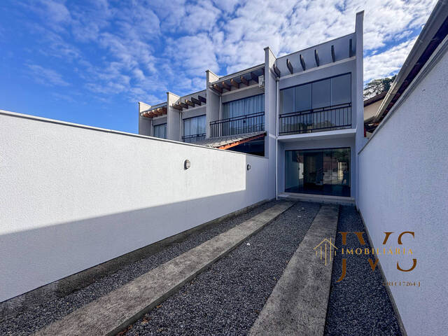 Sobrado para Venda em Blumenau - 2
