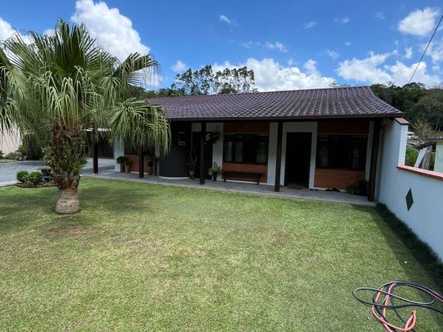#1195 - Casa para Venda em Blumenau - SC - 2