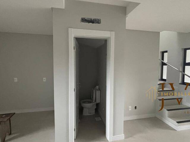 Casa para Venda em Gaspar - 3