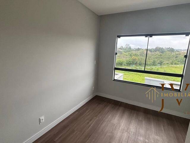 Casa para Venda em Gaspar - 5