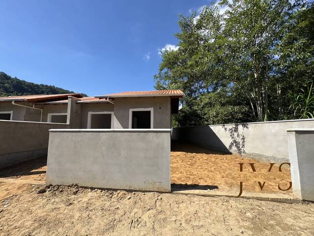 #1063 - Casa geminada para Venda em Blumenau - SC - 2