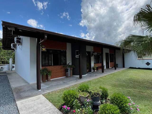 #1396 - Casa para Venda em Blumenau - SC - 1